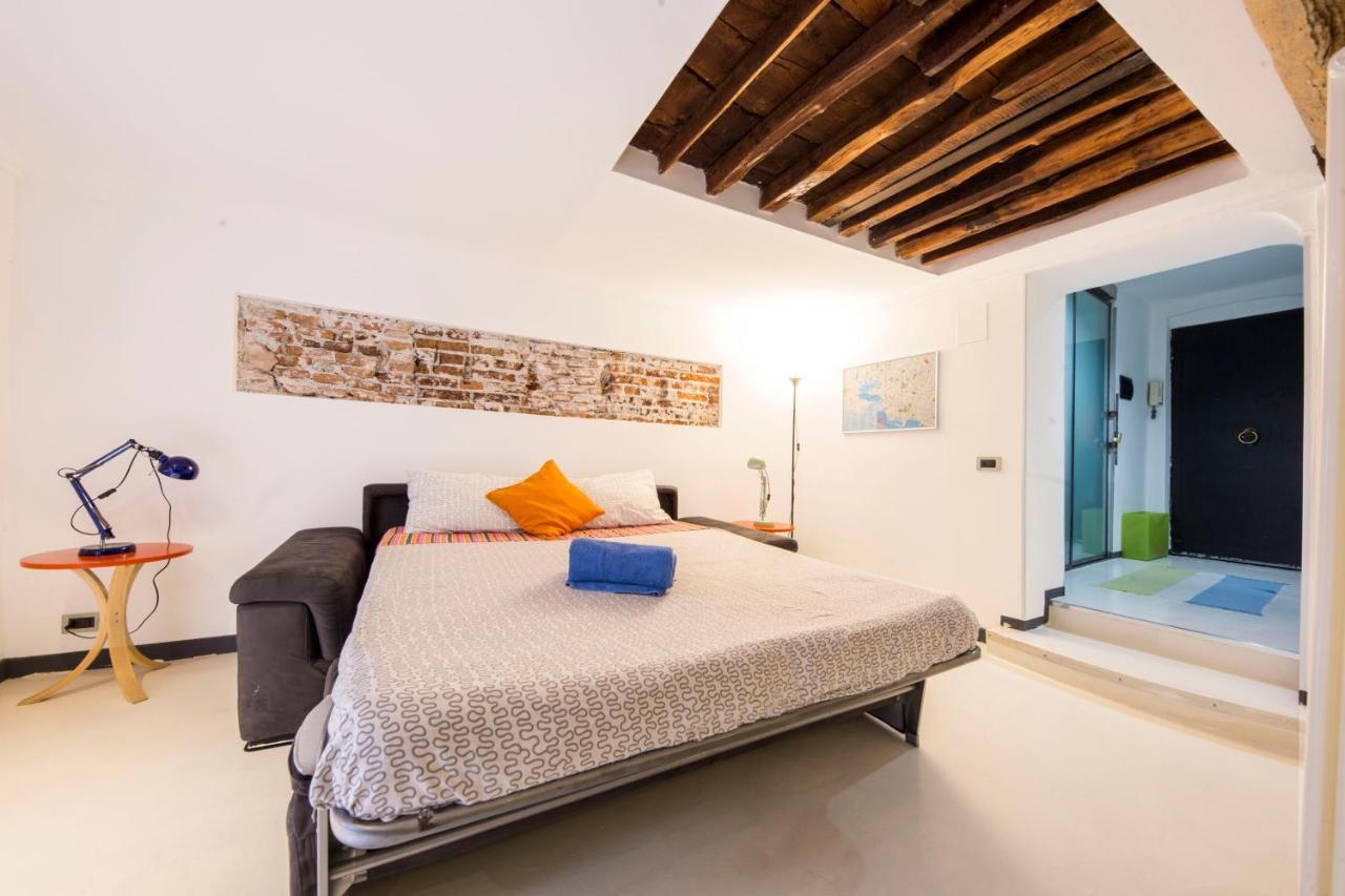 Loft La Citta Vecchia Apartment เจนัว ภายนอก รูปภาพ